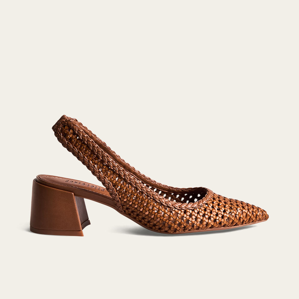 Scarpin Santa Lolla Caramelo Tressê Slingback