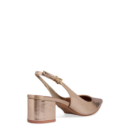 Scarpin Santa Lolla Dourado Metalizado Slingback