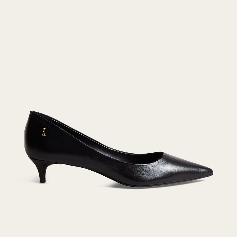Scarpin Santa Lolla Preto Couro Salto Baixo