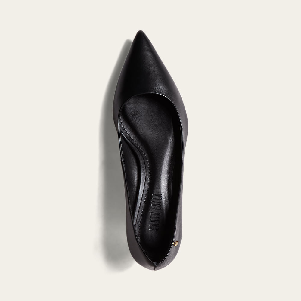 Scarpin Santa Lolla Preto Couro Salto Baixo