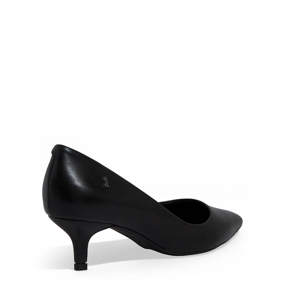 Scarpin Santa Lolla Preto Couro Salto Baixo