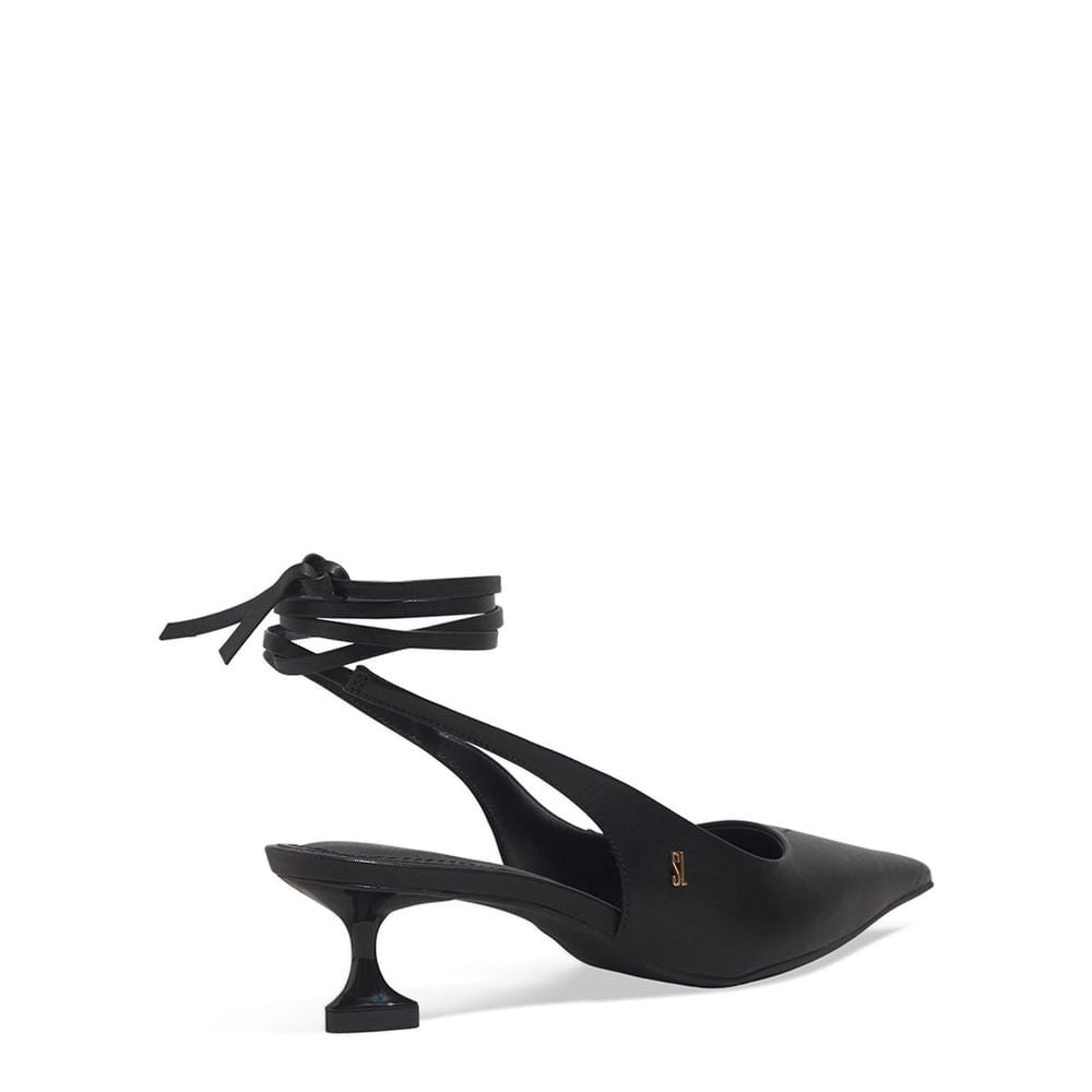 Scarpin Santa Lolla Preto Couro Slingback Amarração
