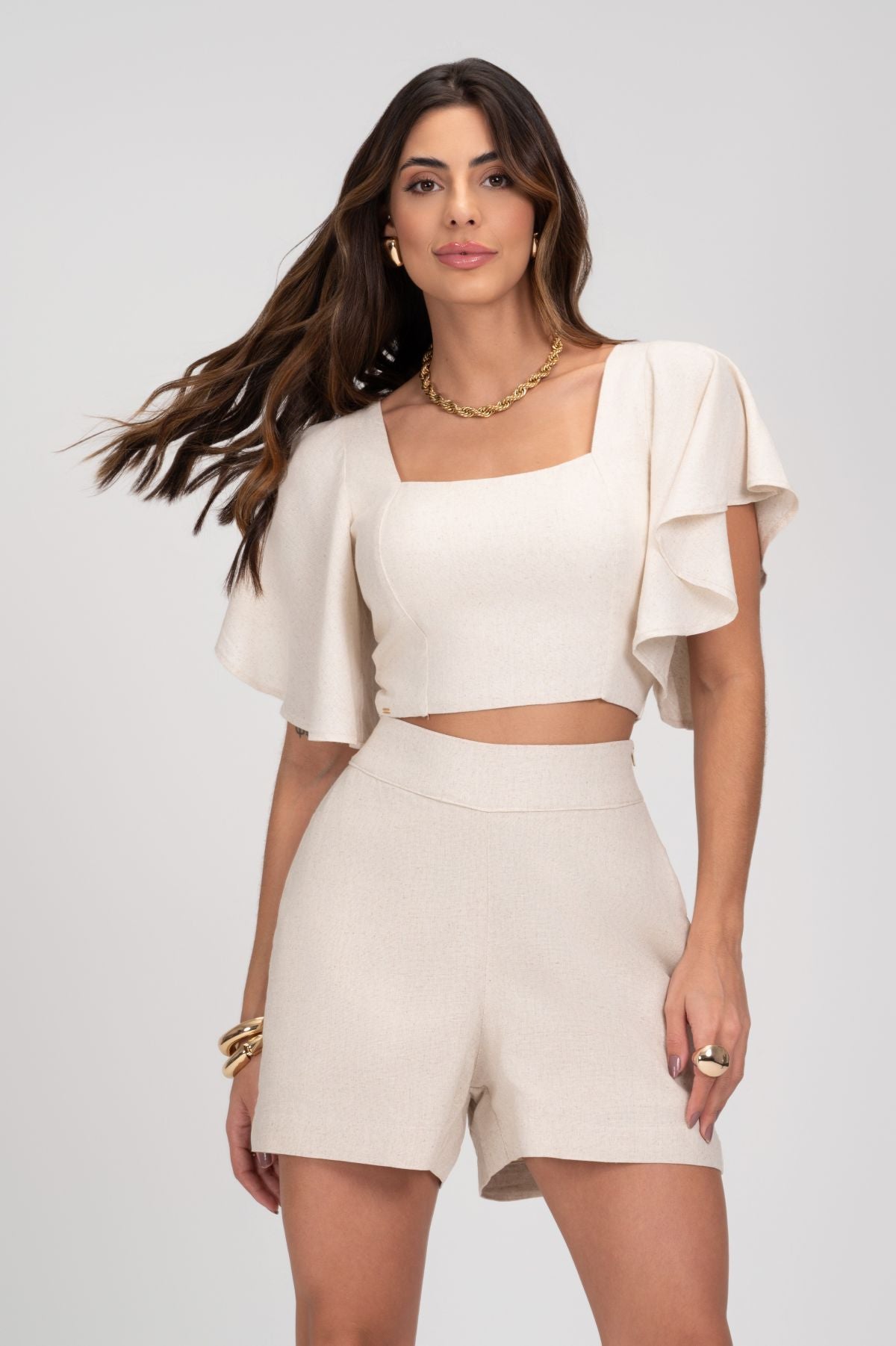 Short De Linho Com Lapelas Natural Frysaide