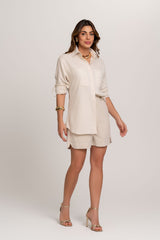 Short De Linho Off White Com Botao Dourado Frysaide