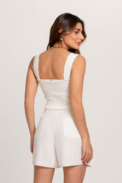 Short De Linho Yara Com Pregas Off White Frysaide