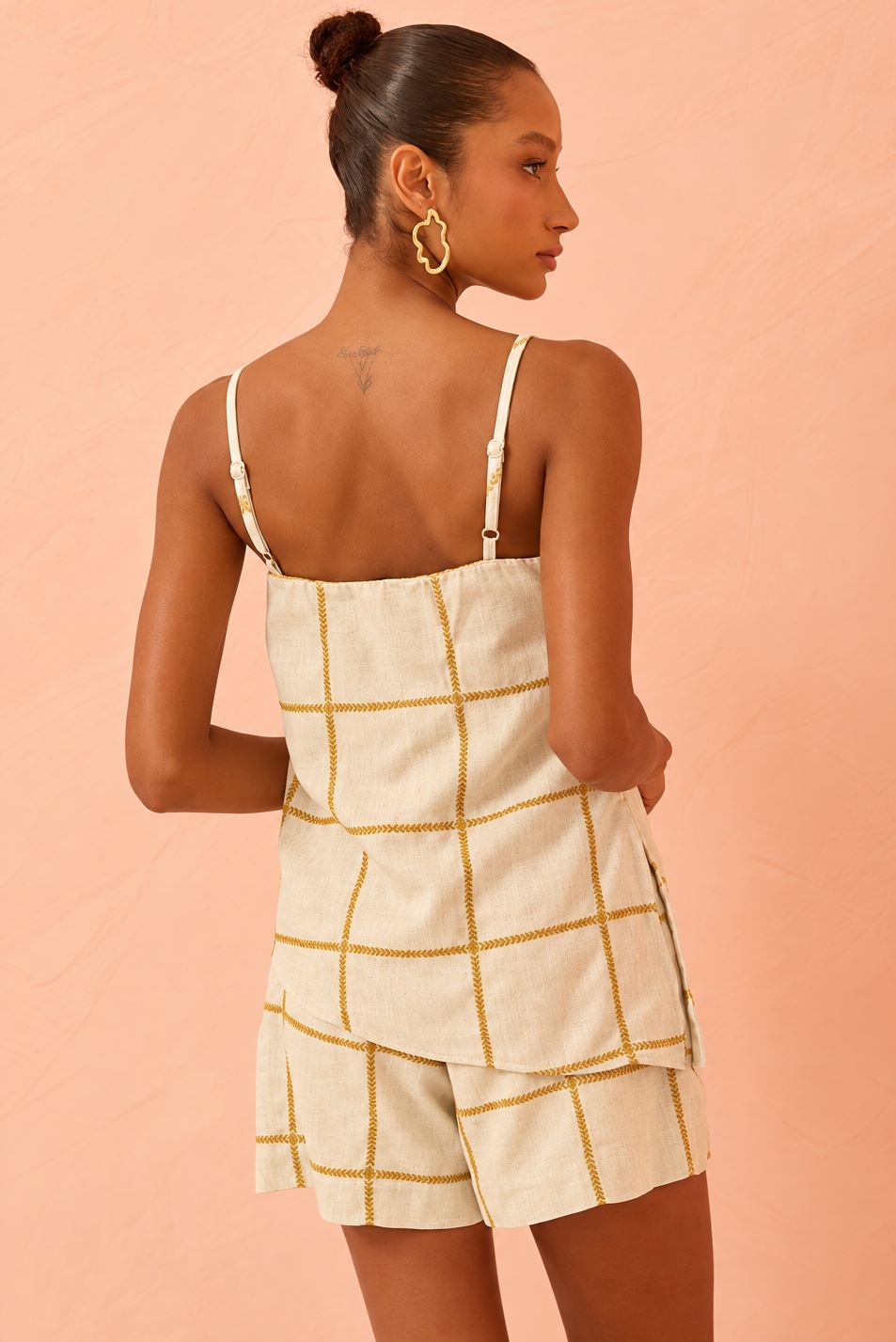 Short Flo Maria Off White Linho Xadrez