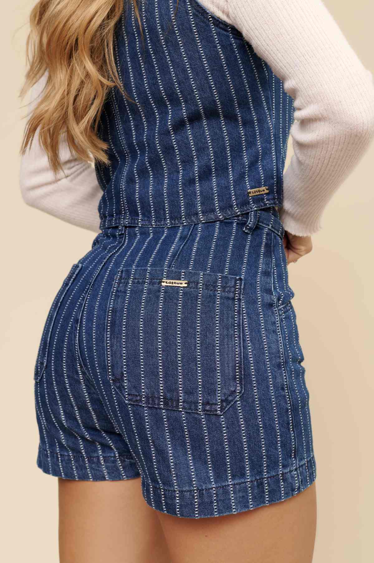 Short Jeans Lottus Azul Risca De Giz Cintura Alta