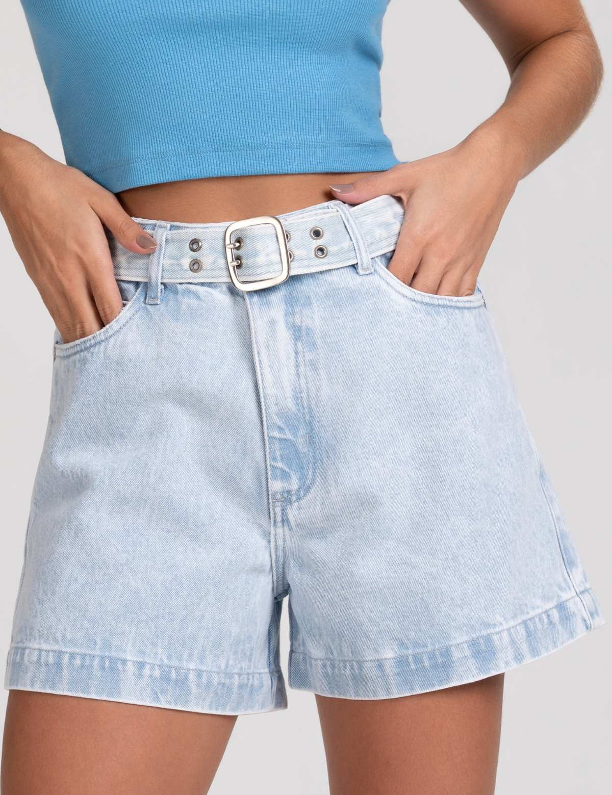Short Jeans Mom Frysaide Azul Cinto Embutido