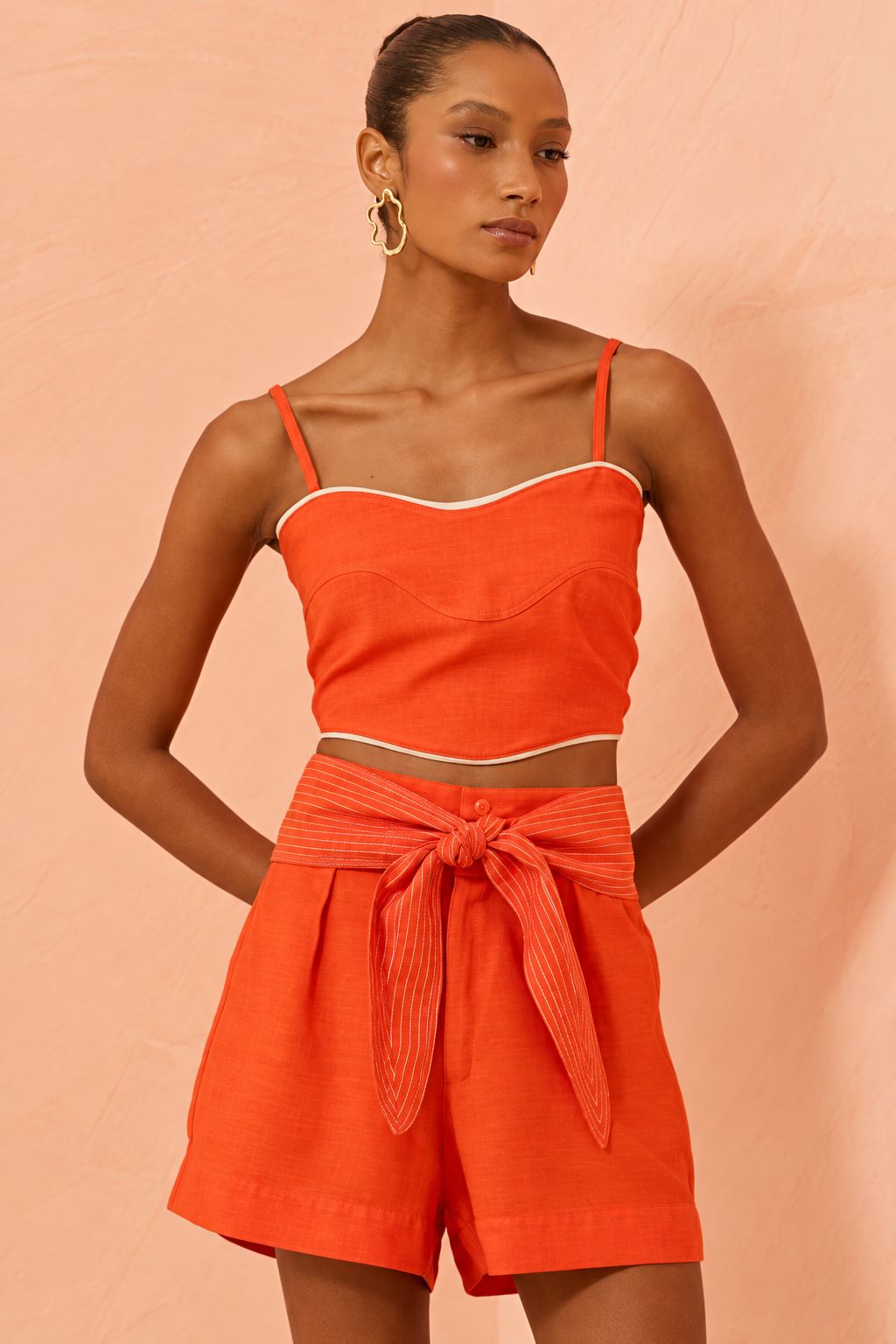 Short Linho Flo Maria Laranja Cintura Alta