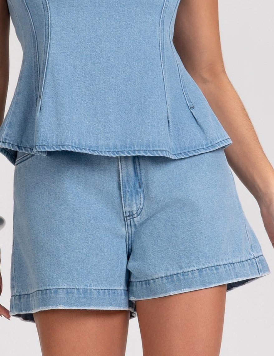 Short Mom Jeans Frysaide Azul Claro Cintura Alta