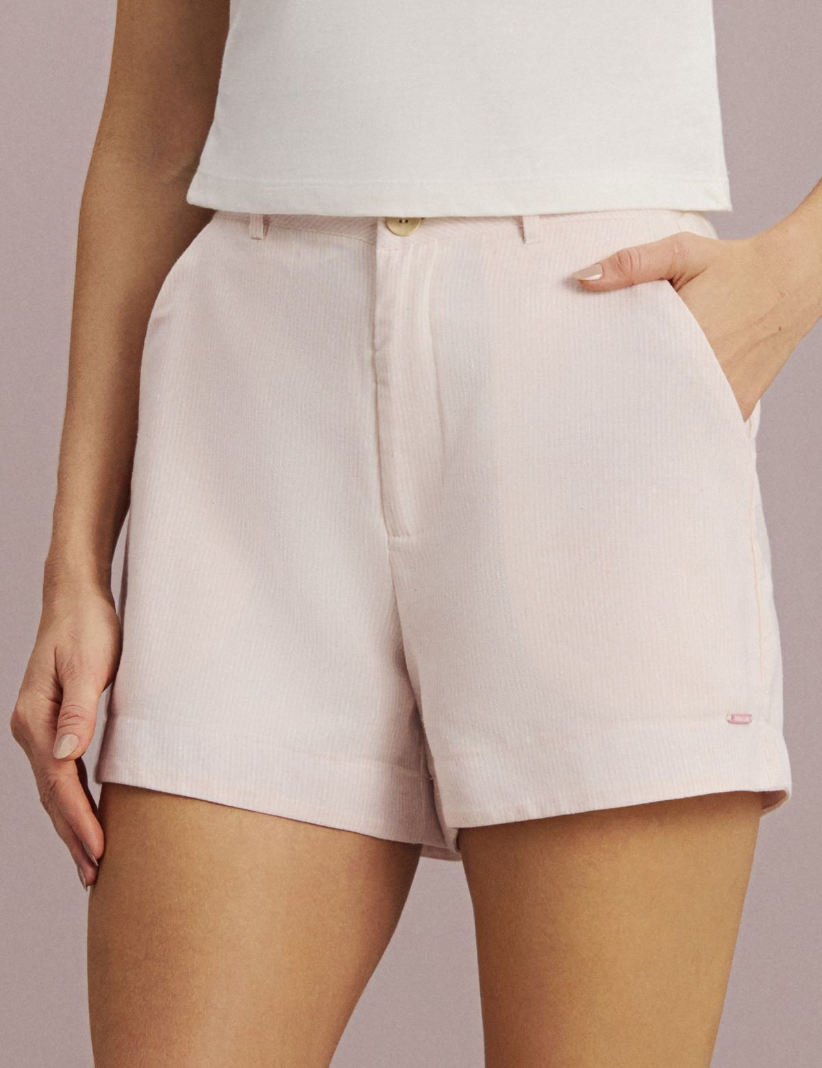 Shorts Meia Loka Rosa Listras Verticais