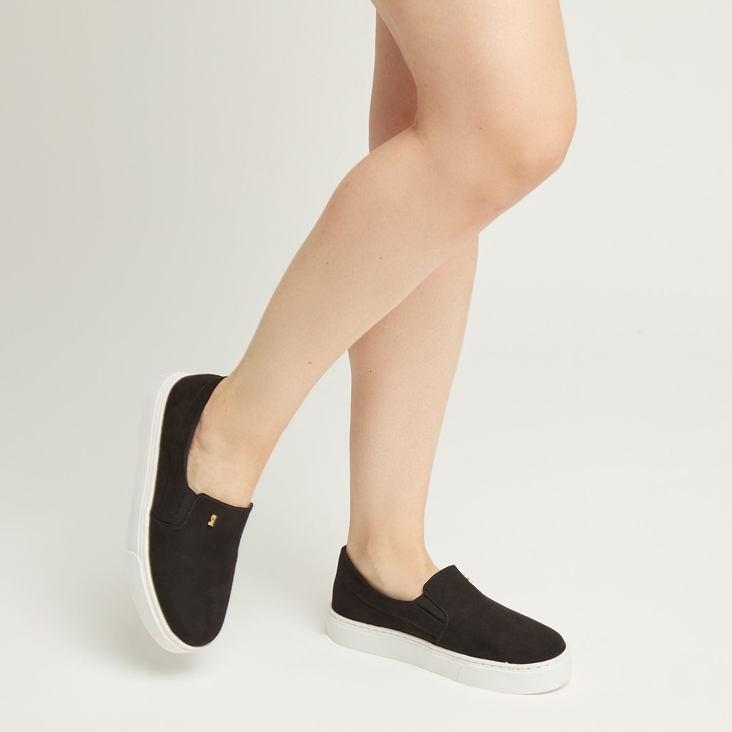 Slip On Santa Lolla Preto Suede Sola Baixa