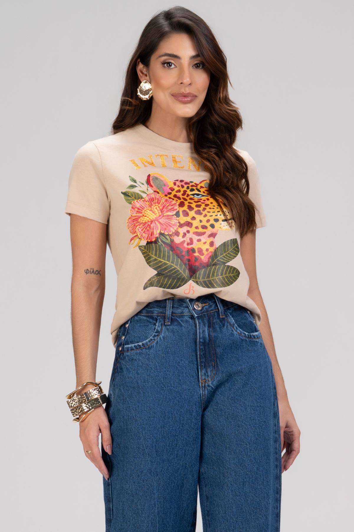 T-Shirt Frysaide Bege Estampa Felino