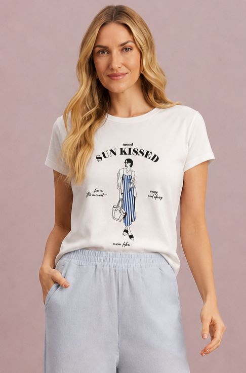 T-Shirt Meia Loka Branca Estampa Localizada