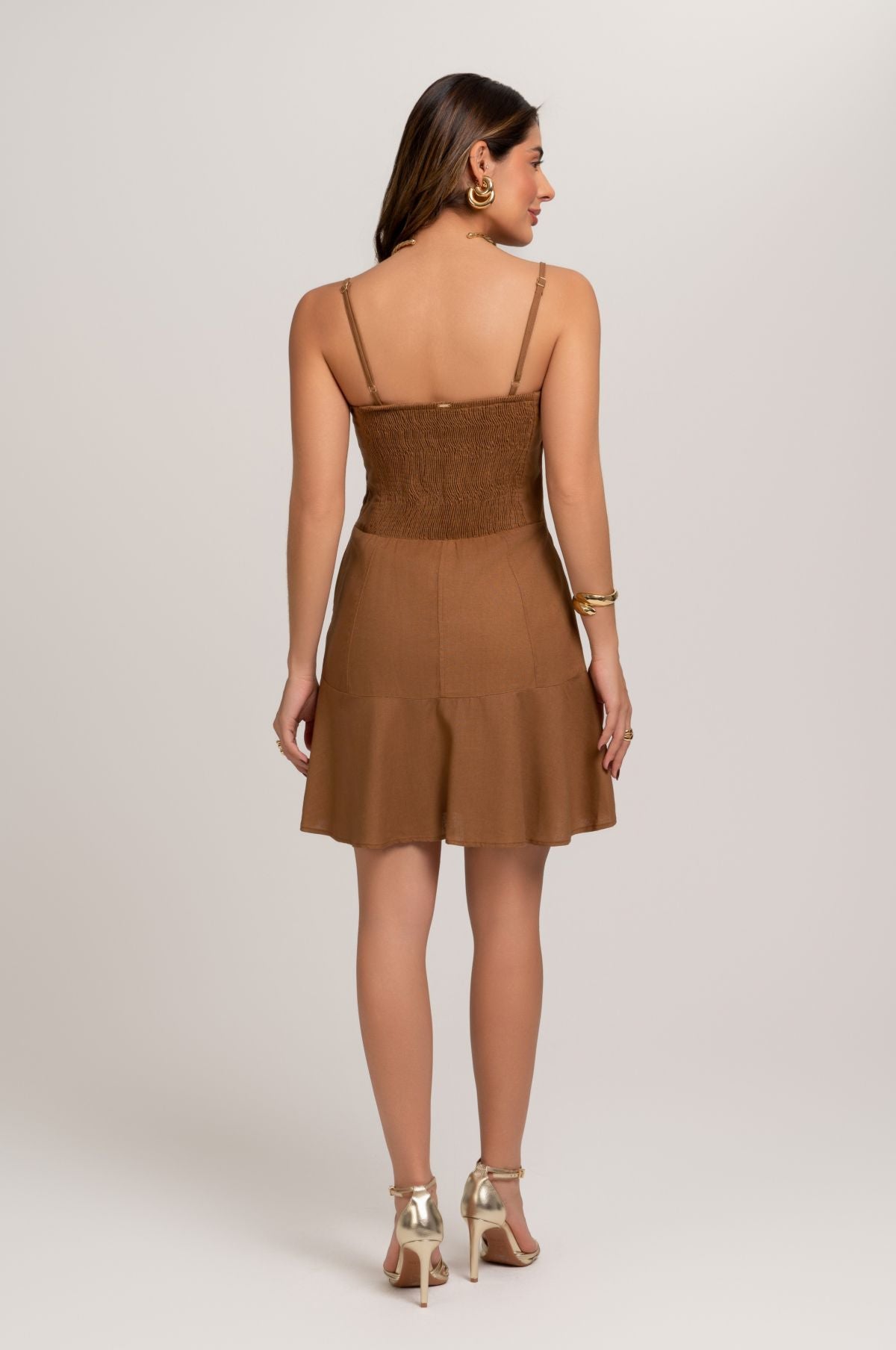 Vestido Curto De Linho Marrom Frysaide 