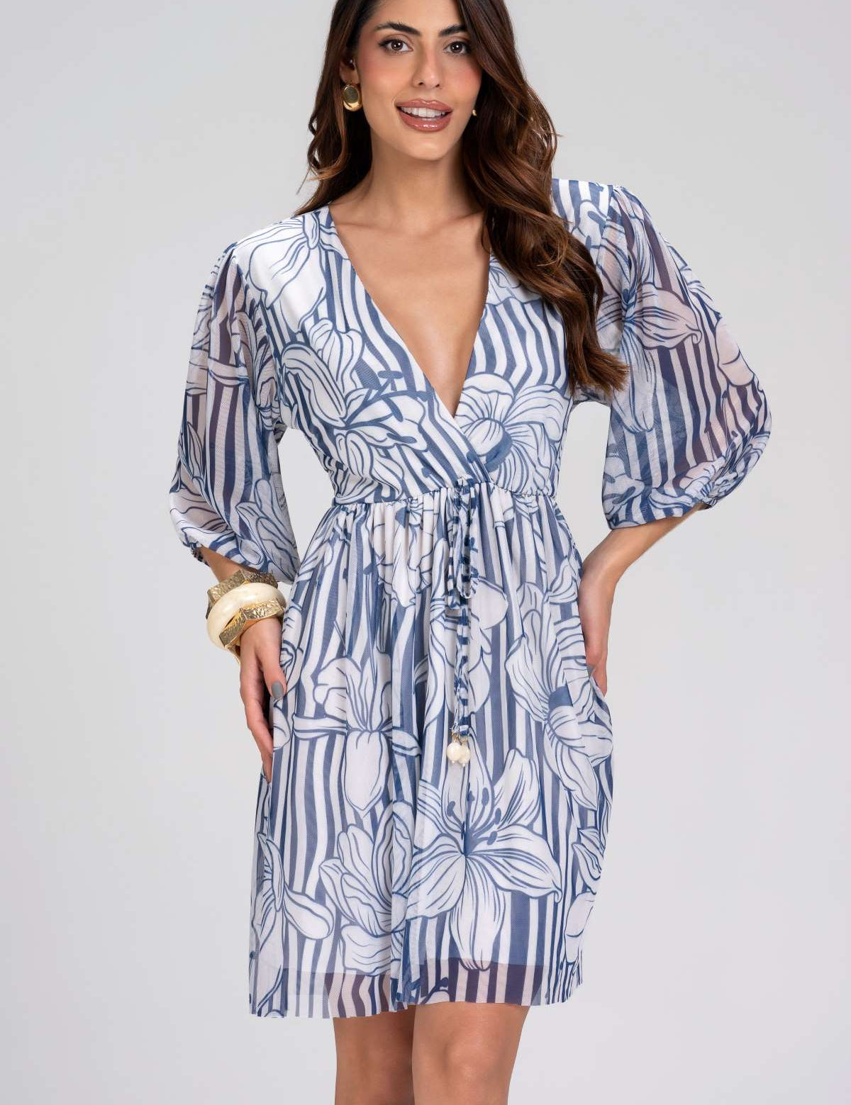 Vestido Curto Frysaide Azul Estampa Floral Listrada