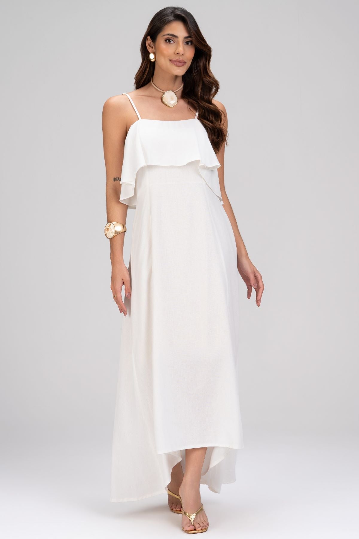Vestido Frysaide Off White Babado No Decote