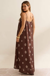 Vestido Longo Flo Maria Marrom Estampa Geométrica