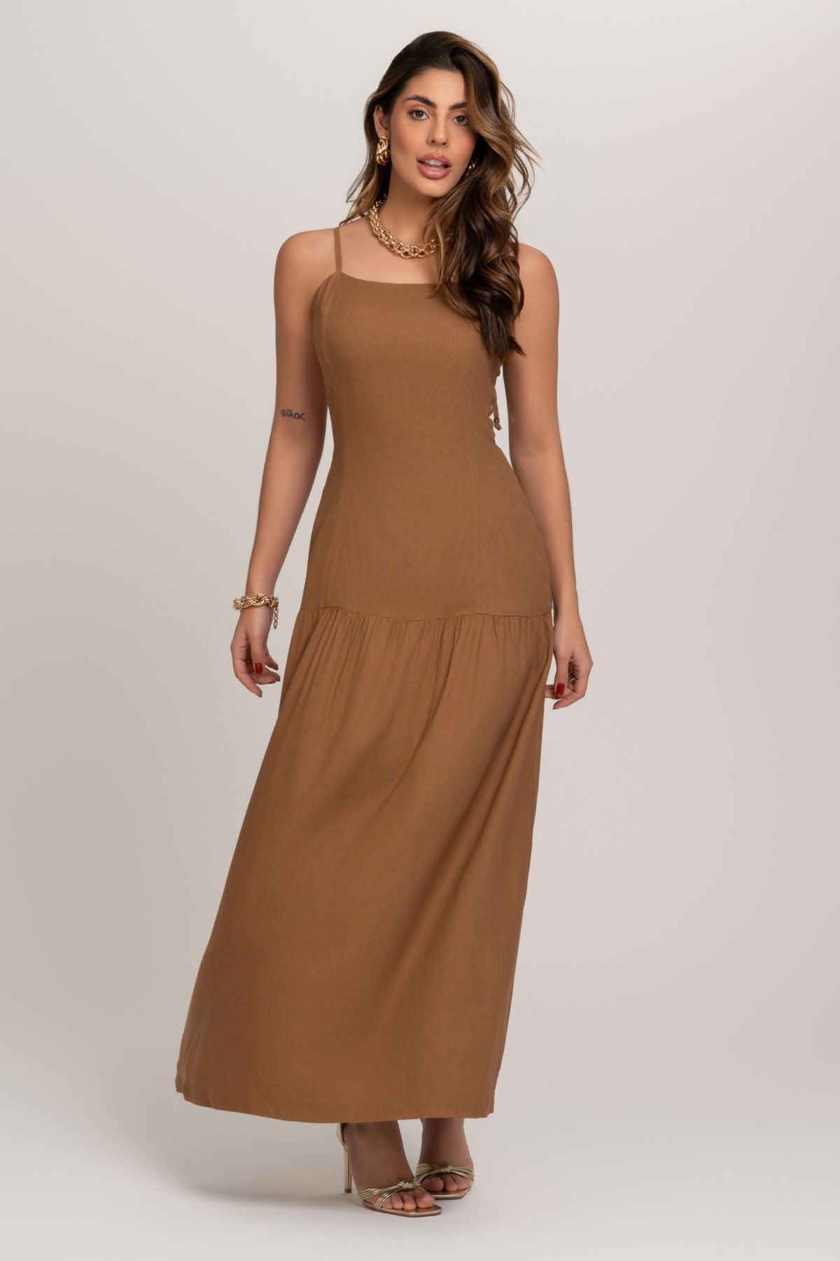 Vestido Longo Pietra De Linho Marrom Frysaide