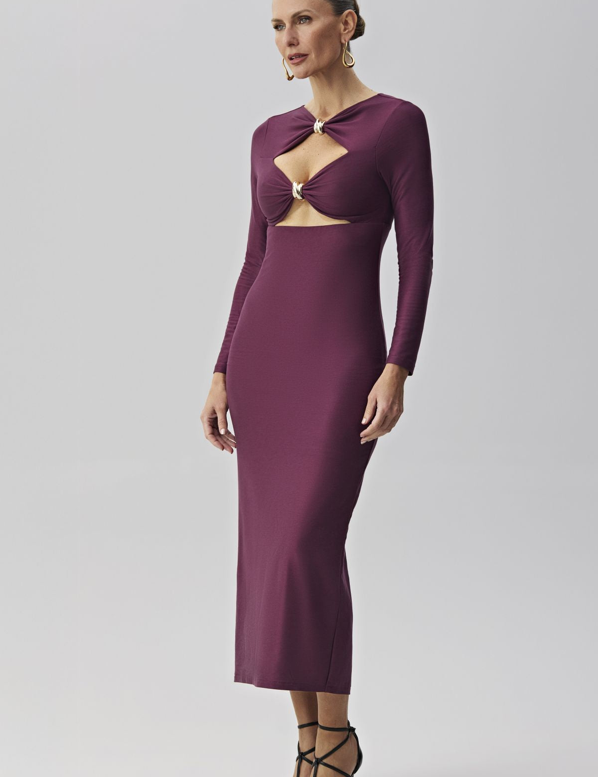 Vestido Midi MEIA LOKA Vinho Cut Out Argolas
