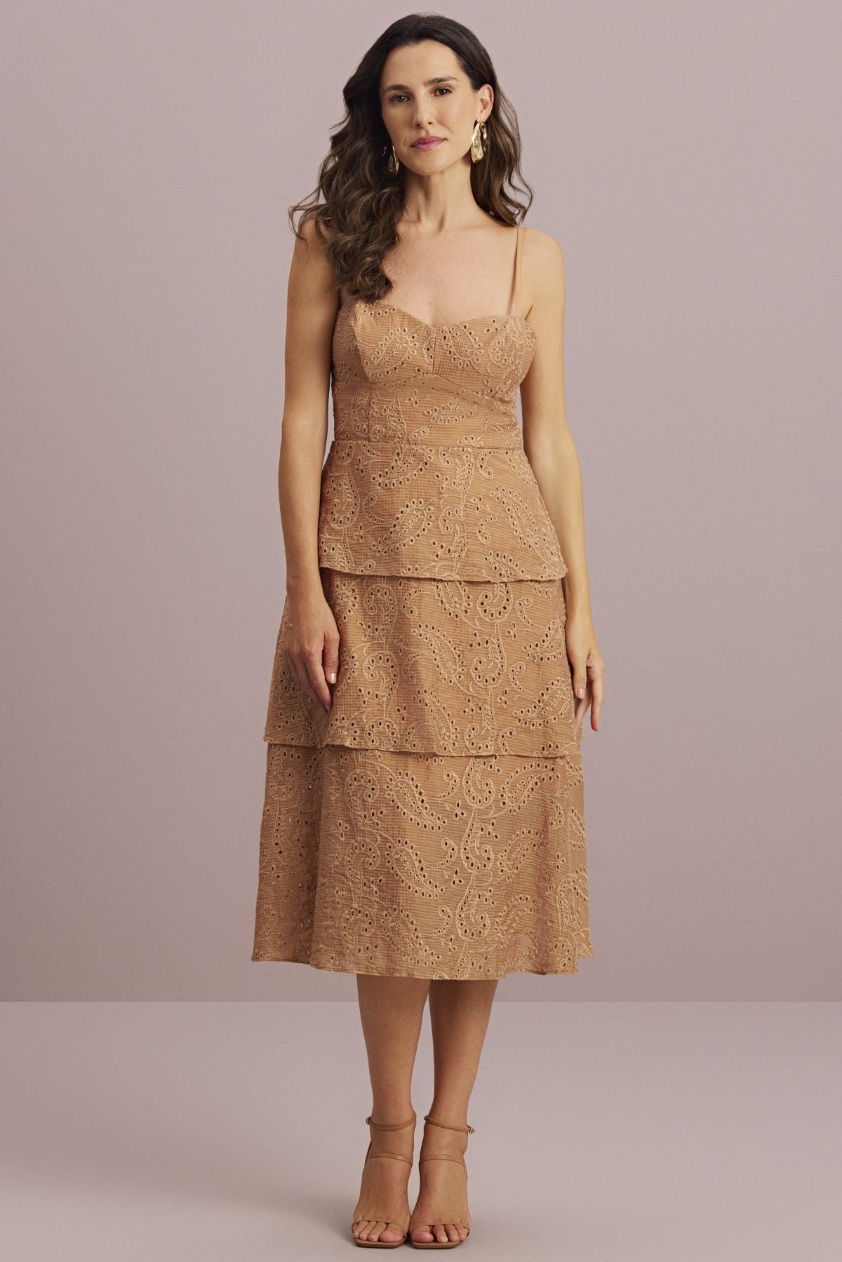 Vestido Midi Meia Loka Caramelo Laise Alças Finas
