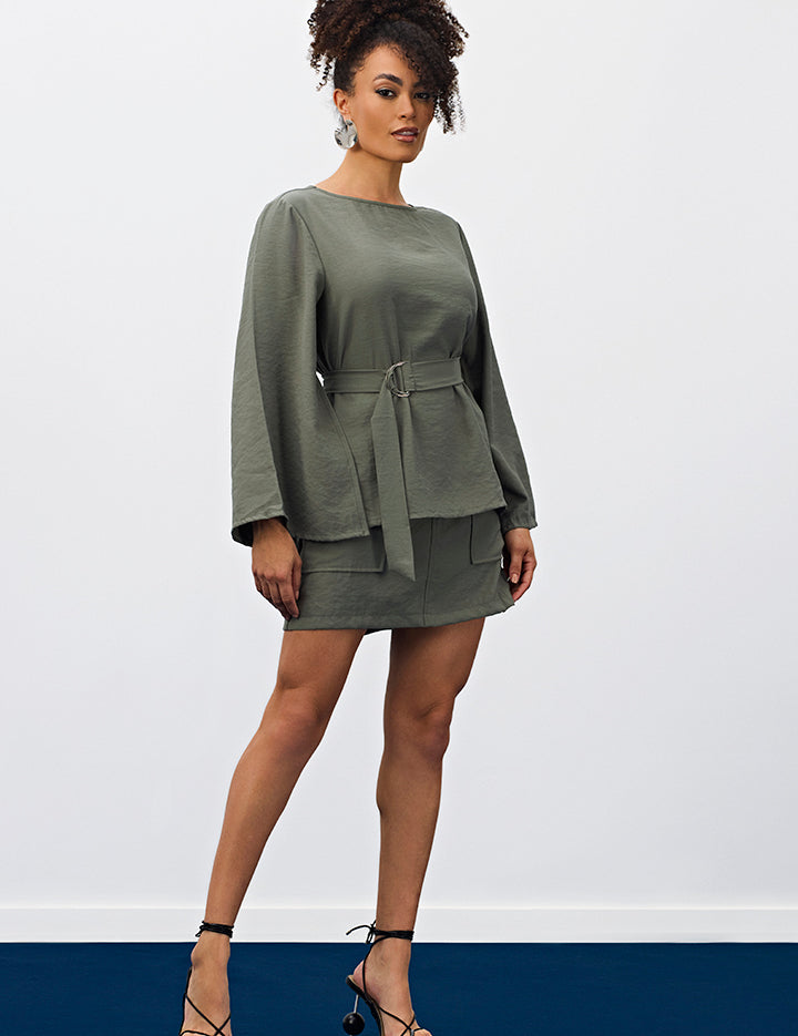 Blusa Capa Com Cinto Army Green Meia Loka Meia Loka