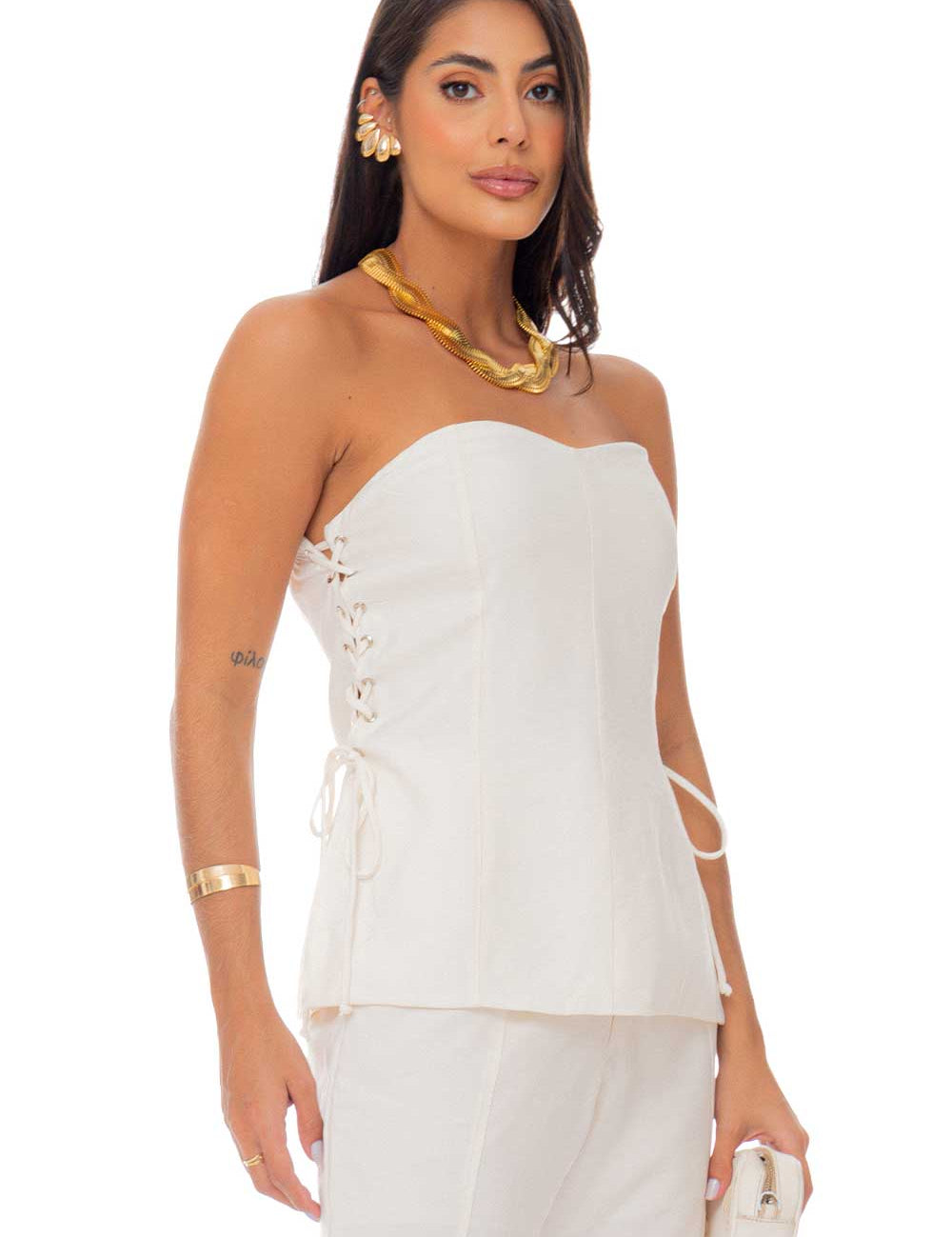 Blusa Off White Ilhós Frysaide
