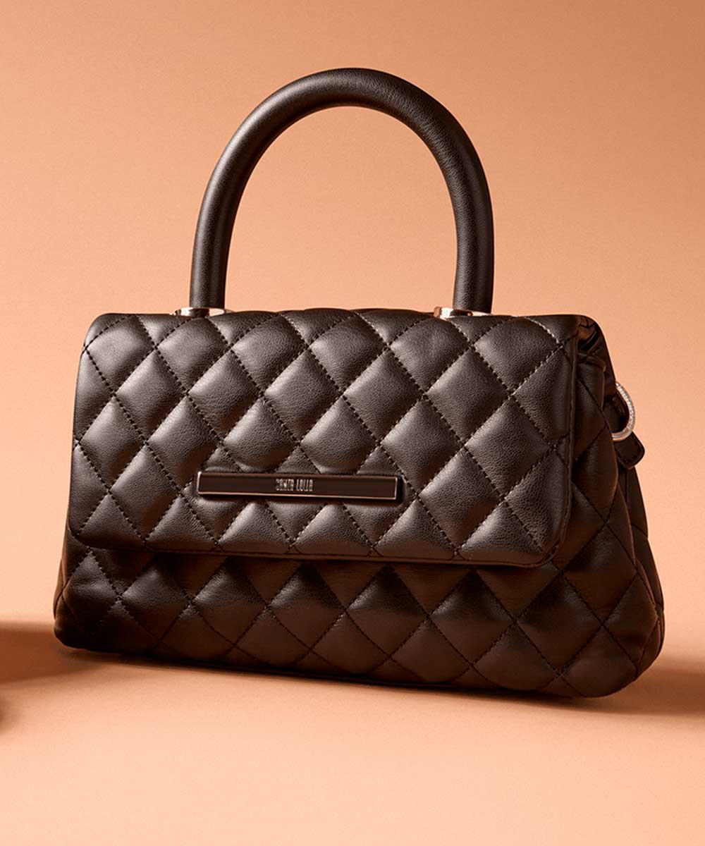 Bolsa Santa Lolla Matelassê Preto Correntes