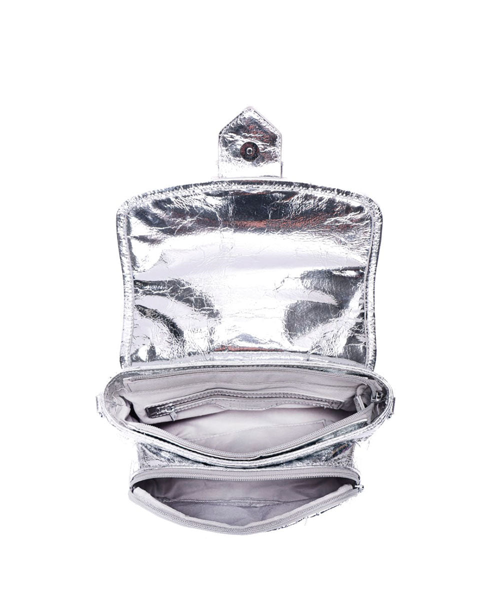 Bolsa Santa Lolla Prata Média Metalizada Alça de Ombro