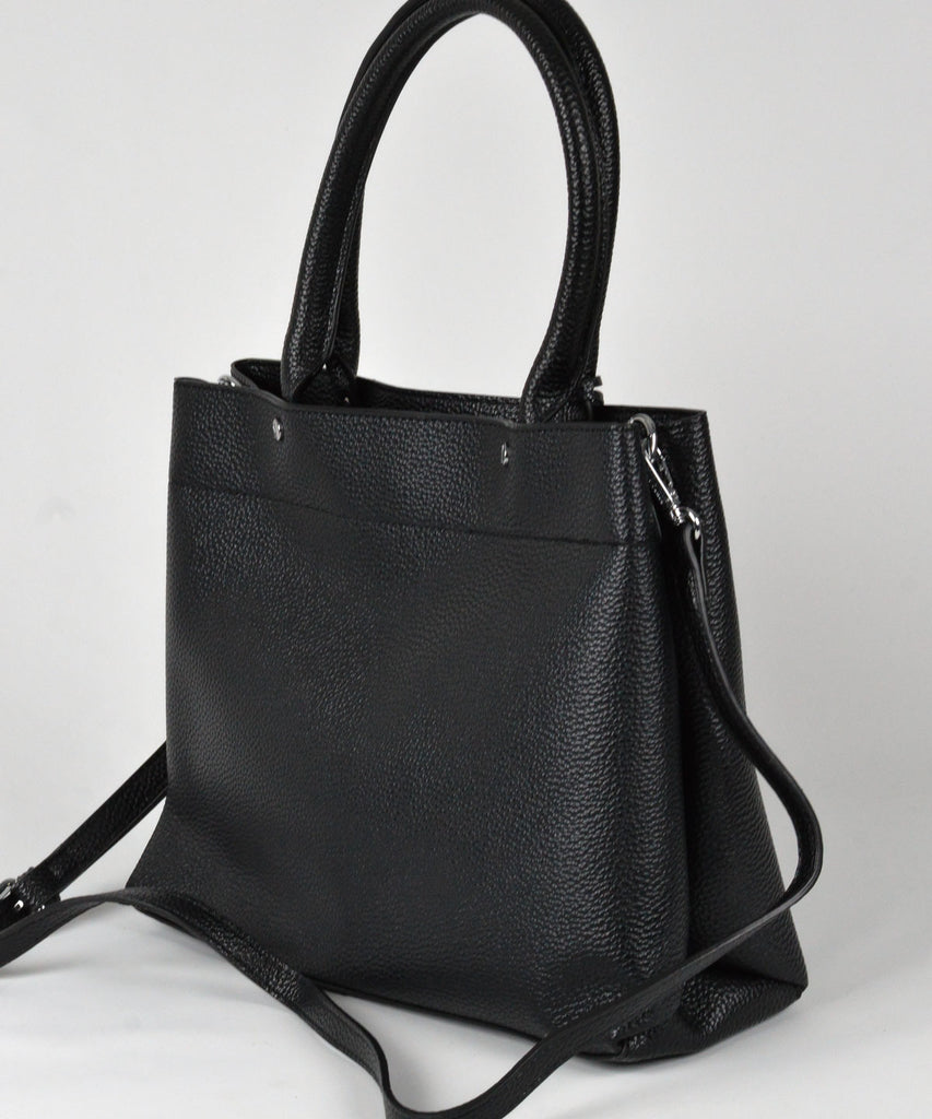 Bolsa Santa Lolla Preta Tote - 0453.33D2.0088.00AA – URBANNA Bolsa Santa Lolla Preta Tote - 0453.33D2.0088.00AA – URBANNA