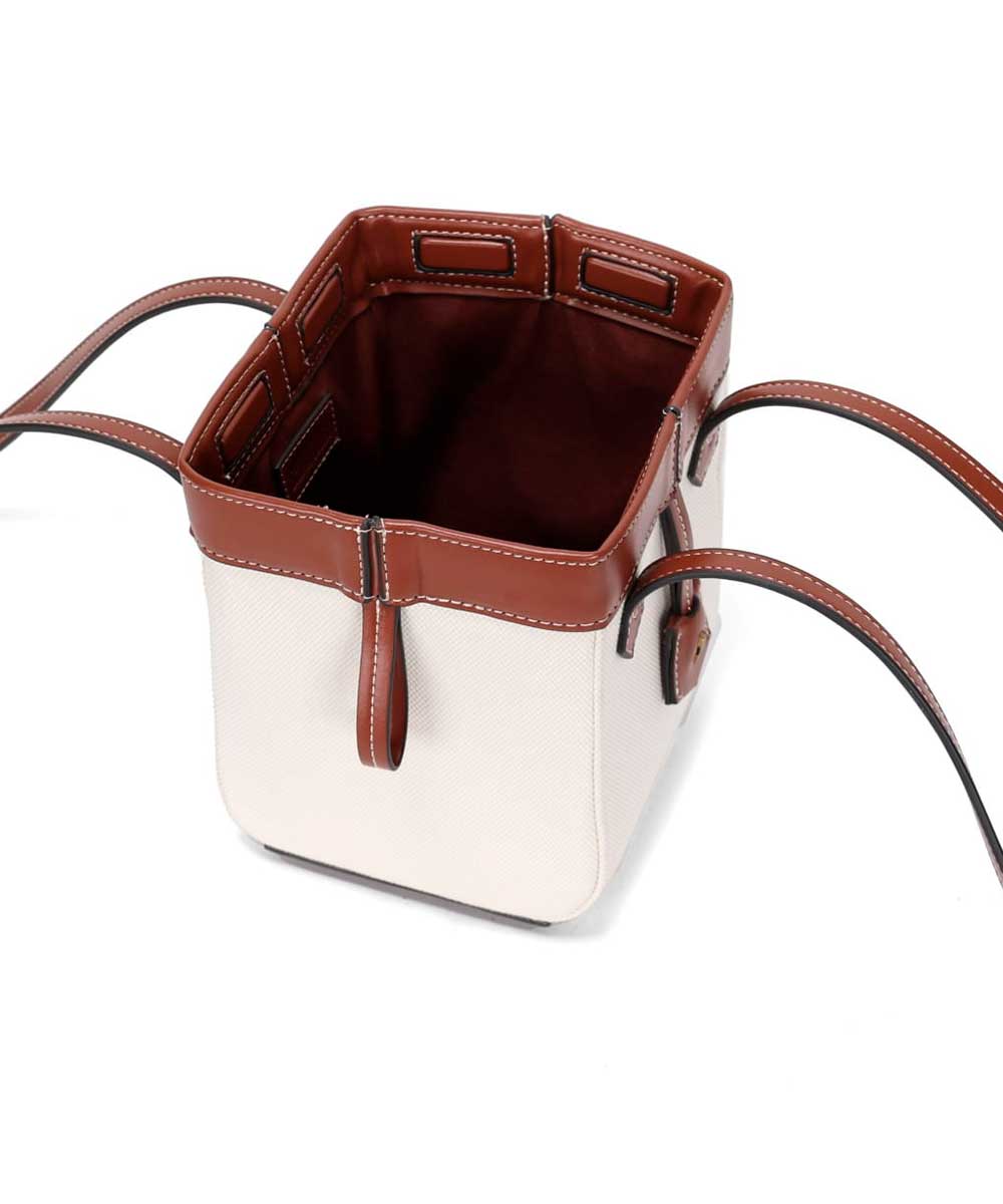 Bolsa Santa Lolla Tramado Marrom e Creme com Alça Longa