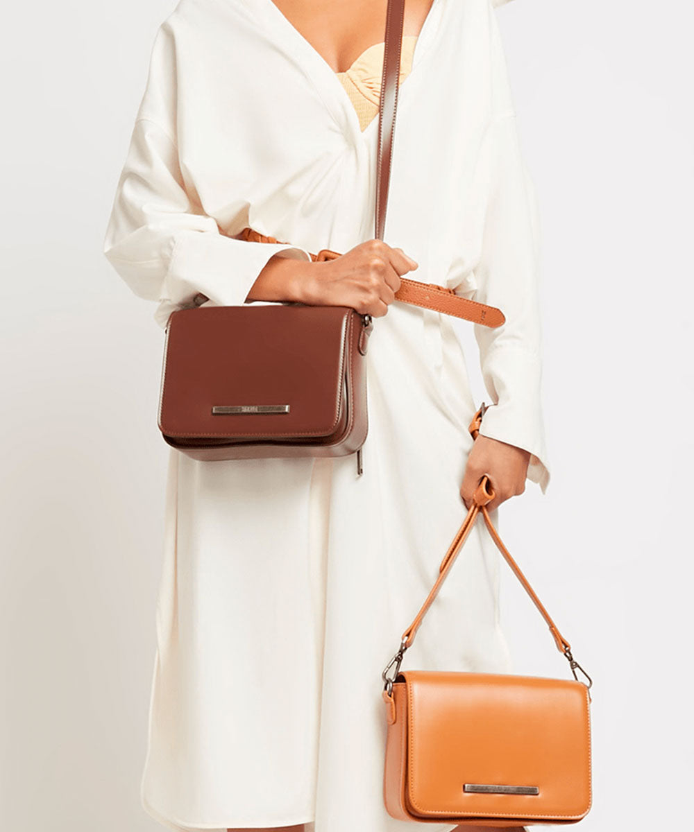 Bolsa Transversal Santa Lolla Marrom Cinamon