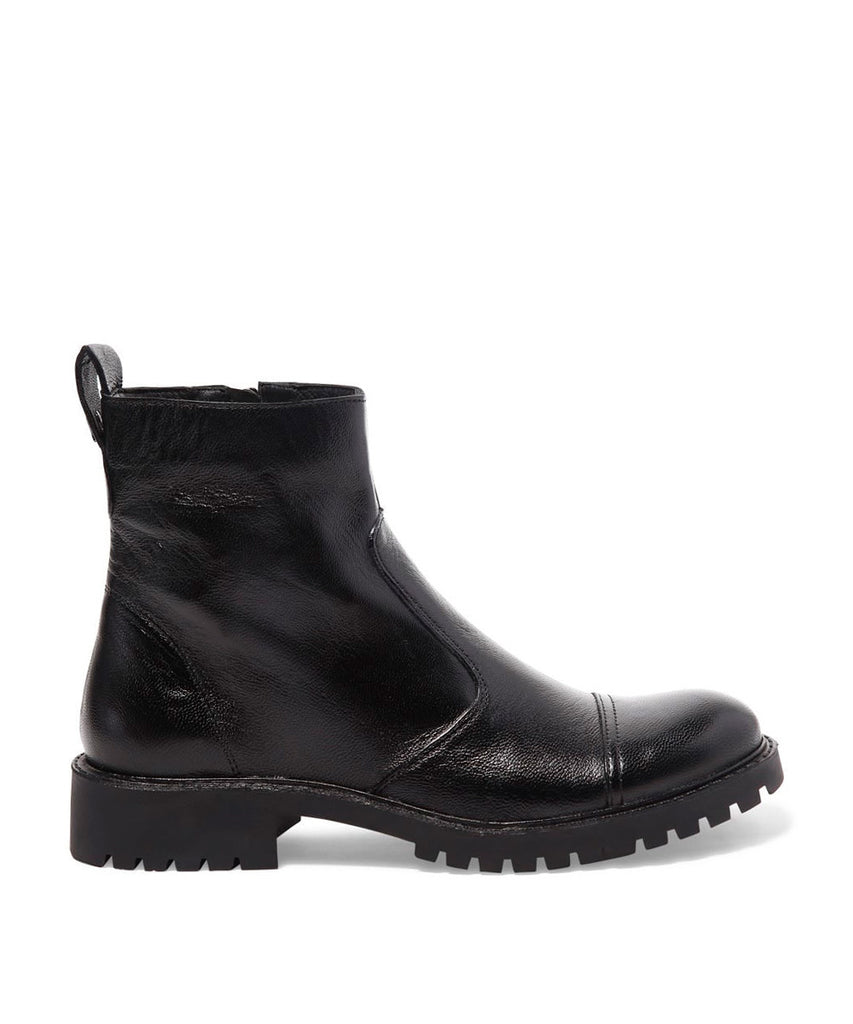 Bota Rasteira Santa Lolla Preta Sola Tratorada