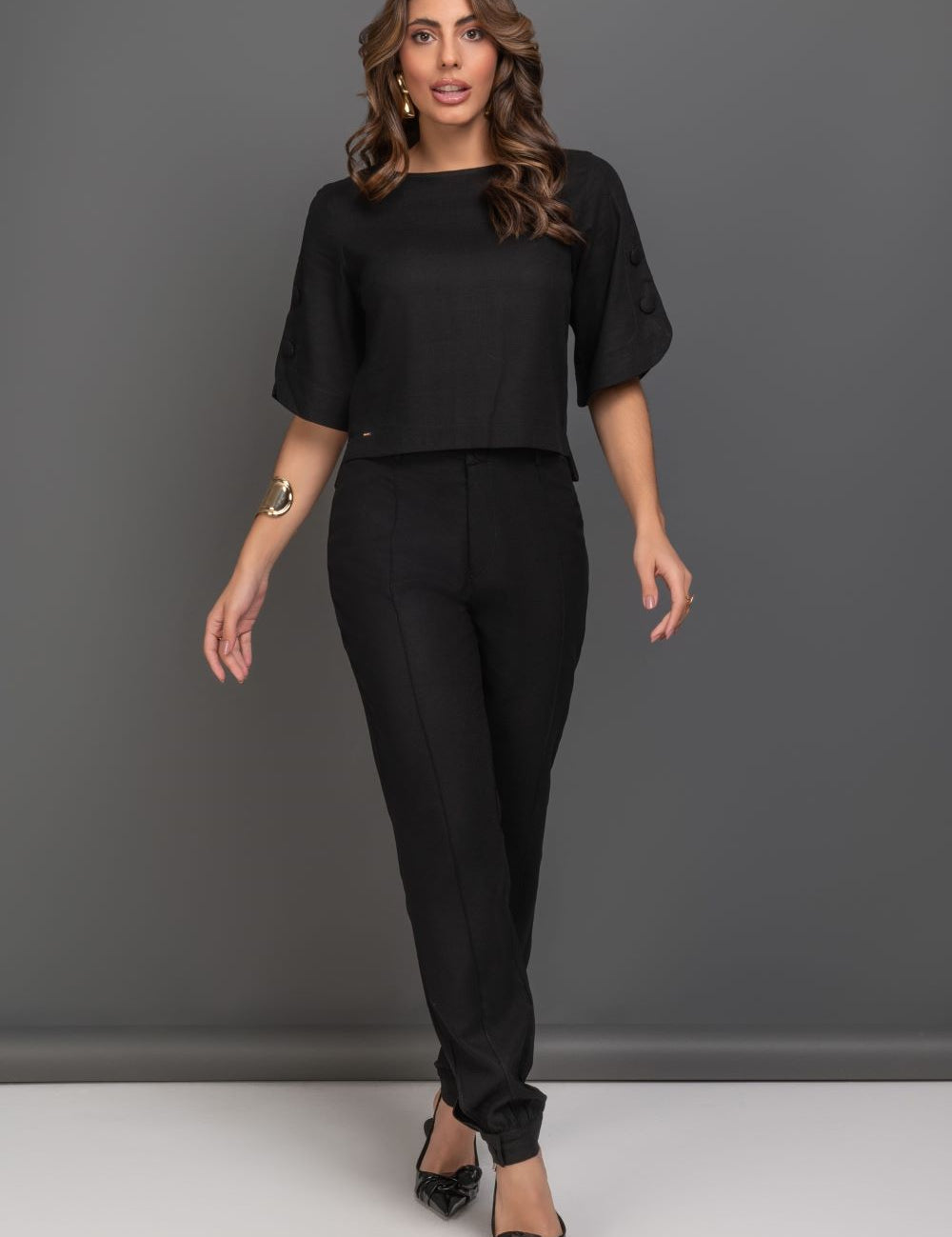 Calça Cenoura De Linho Preto Frysaide