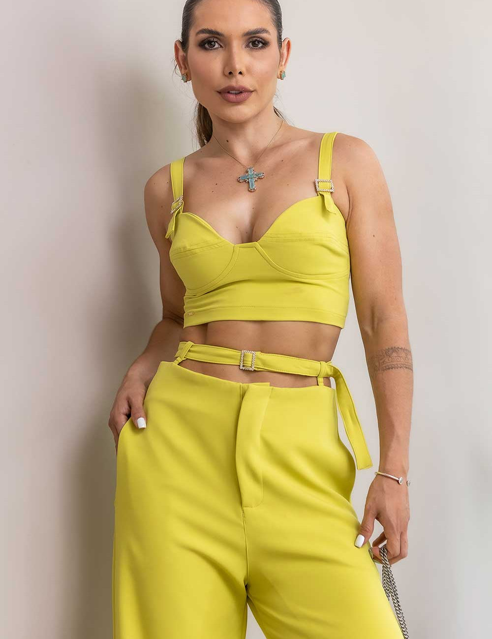 Calça Pantalona Alfaiataria Verde Lima Frysaide