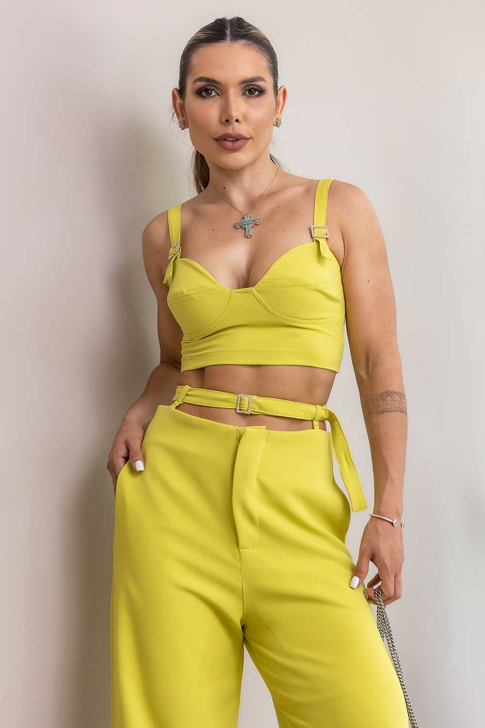 Calça Pantalona Alfaiataria Verde Lima Frysaide