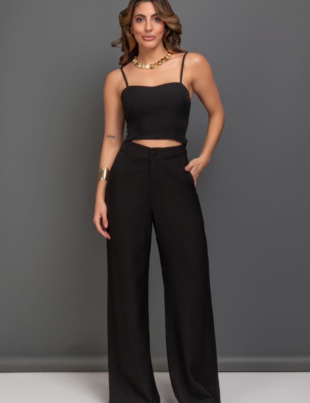 Calça Preta Pantalona Alfaiataria Frysaide