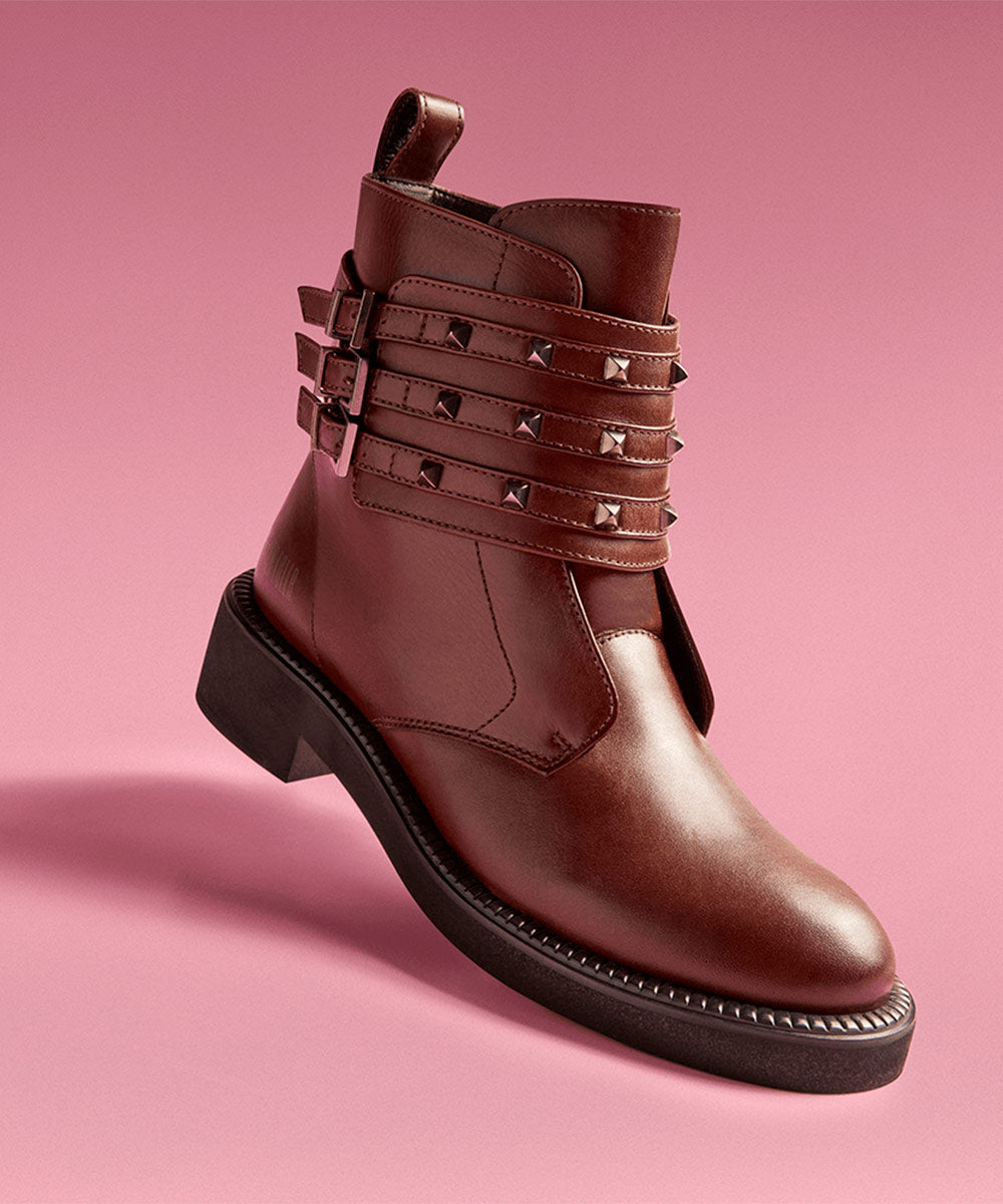 Coturno Santa Lolla Couro Marrom Tira Spike Salto Bloco Baixo