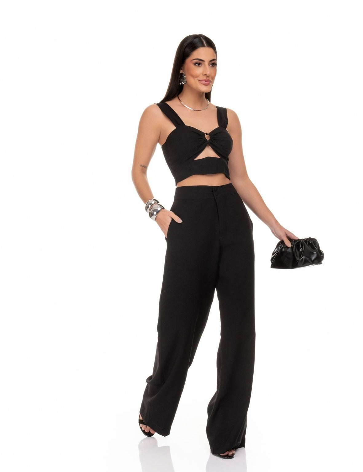 Cropped Frysaide Alças Largas Decote Preto
