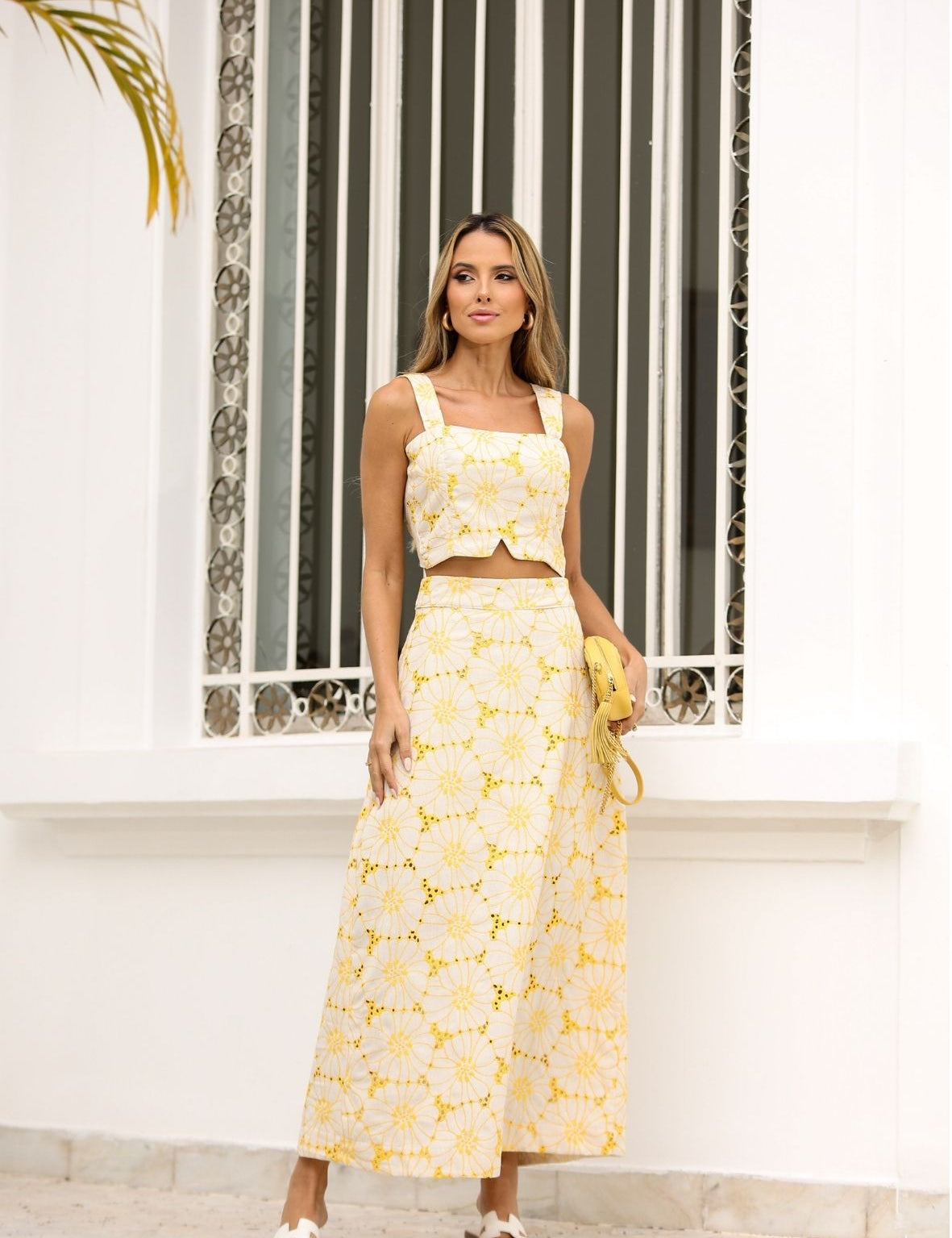 Cropped Linho Bordado Frysaide Amarelo