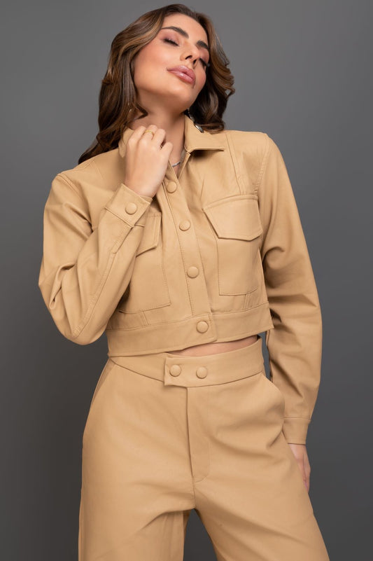 Jaqueta De Couro Carla Com Bolsos Bege Frysaide