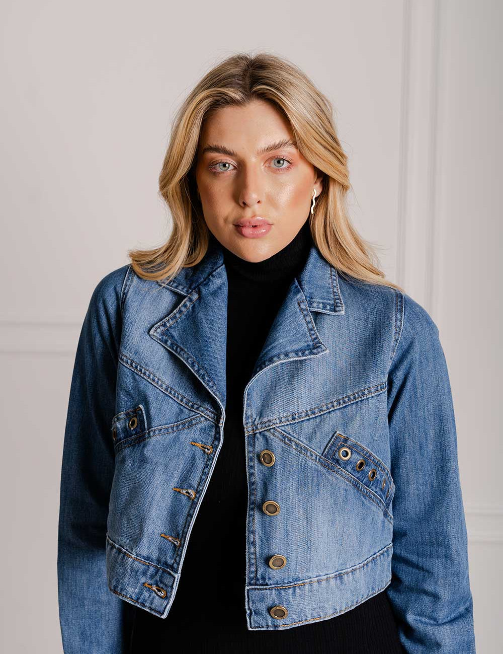 Jaqueta Jeans Botões Frysaide
