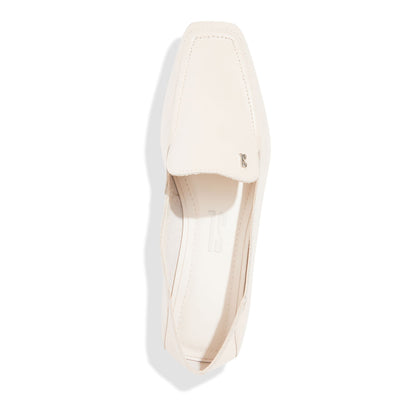 Mocassim Santa Lolla Off White Couro Bico Quadrado