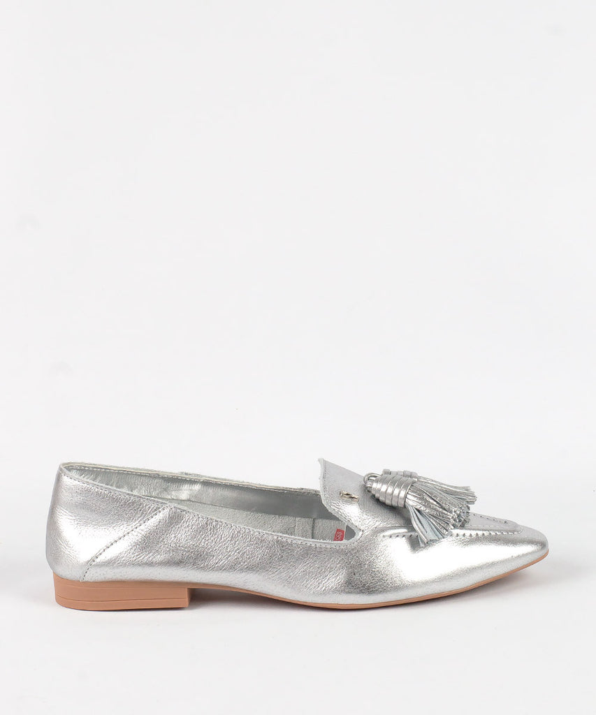 Mocassim Santa Lolla Prata Metalizado Barbicacho