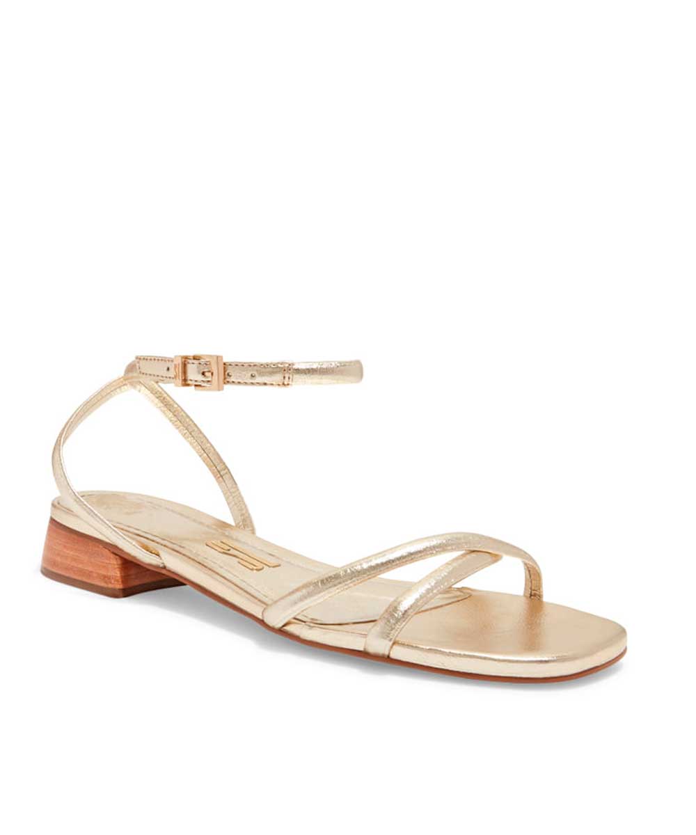 Rasteira Santa Lolla Dourada Metalizada Bico Quadrado