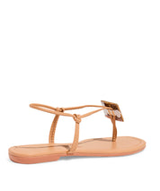 Rasteira Santa Lolla Nude Bico Quadrado Strass