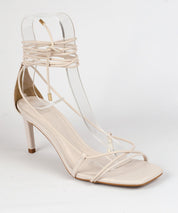 Sandália Degalls Off White Salto Fino Amarração