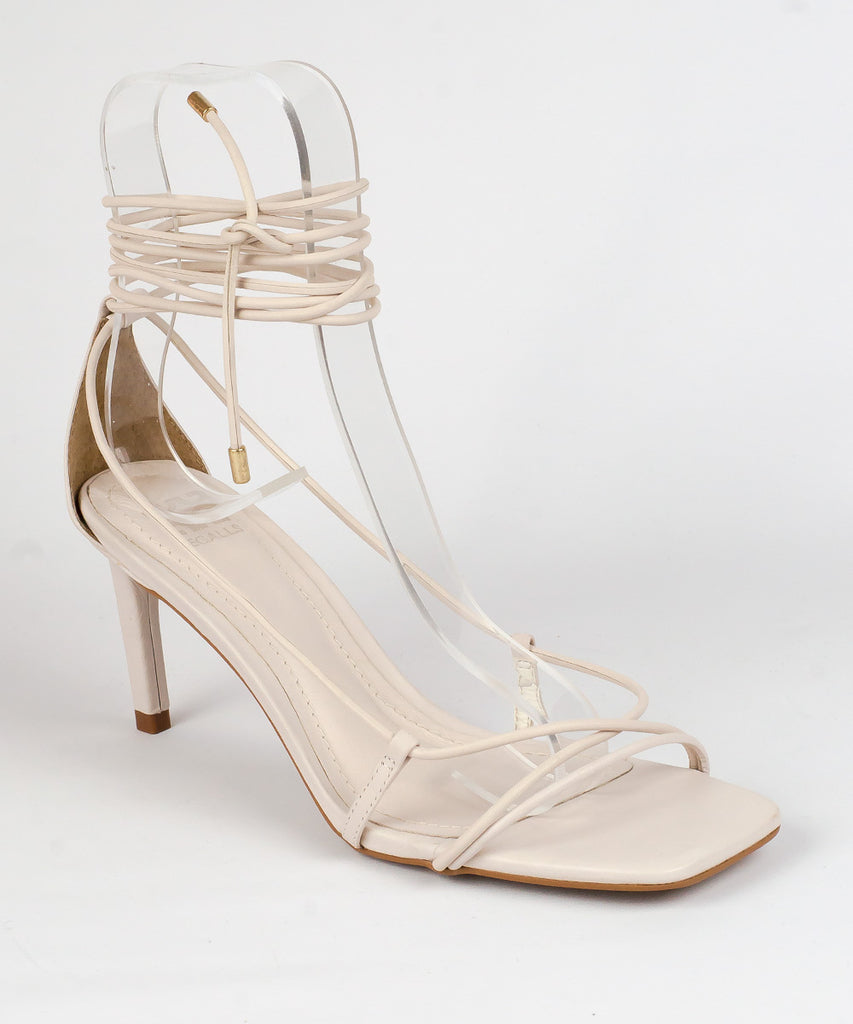Sandália Degalls Off White Salto Fino Amarração