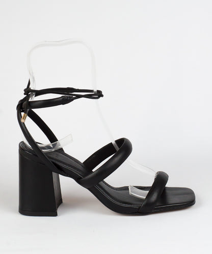 Sandália Degalls Preta Salto Bloco Amarração