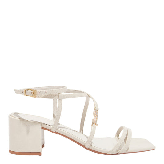 Sandália Off White Santa Lolla Verniz Glossy Salto Bloco Baixo